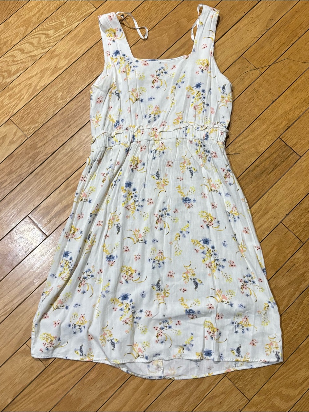 Floral Button-Front White Mini Dress - Picture 5 of 5
